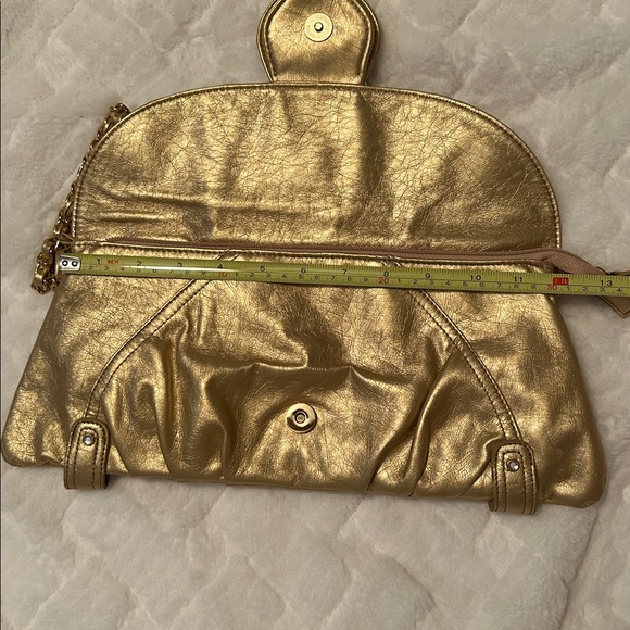Cache Metallic Gold Clutch with Chain Strap - Picture 4 of 9
